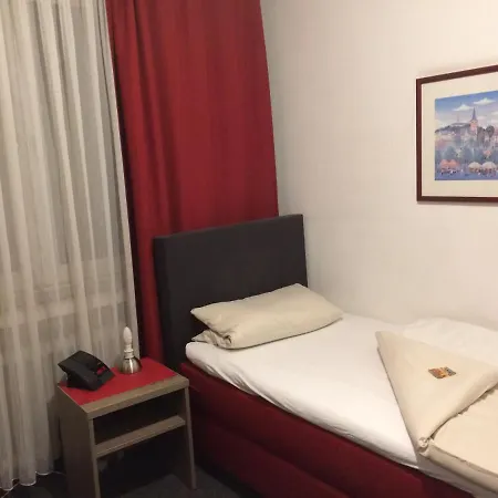 Central Hotel-3